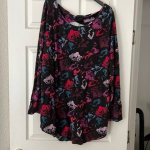 Floral ladies top